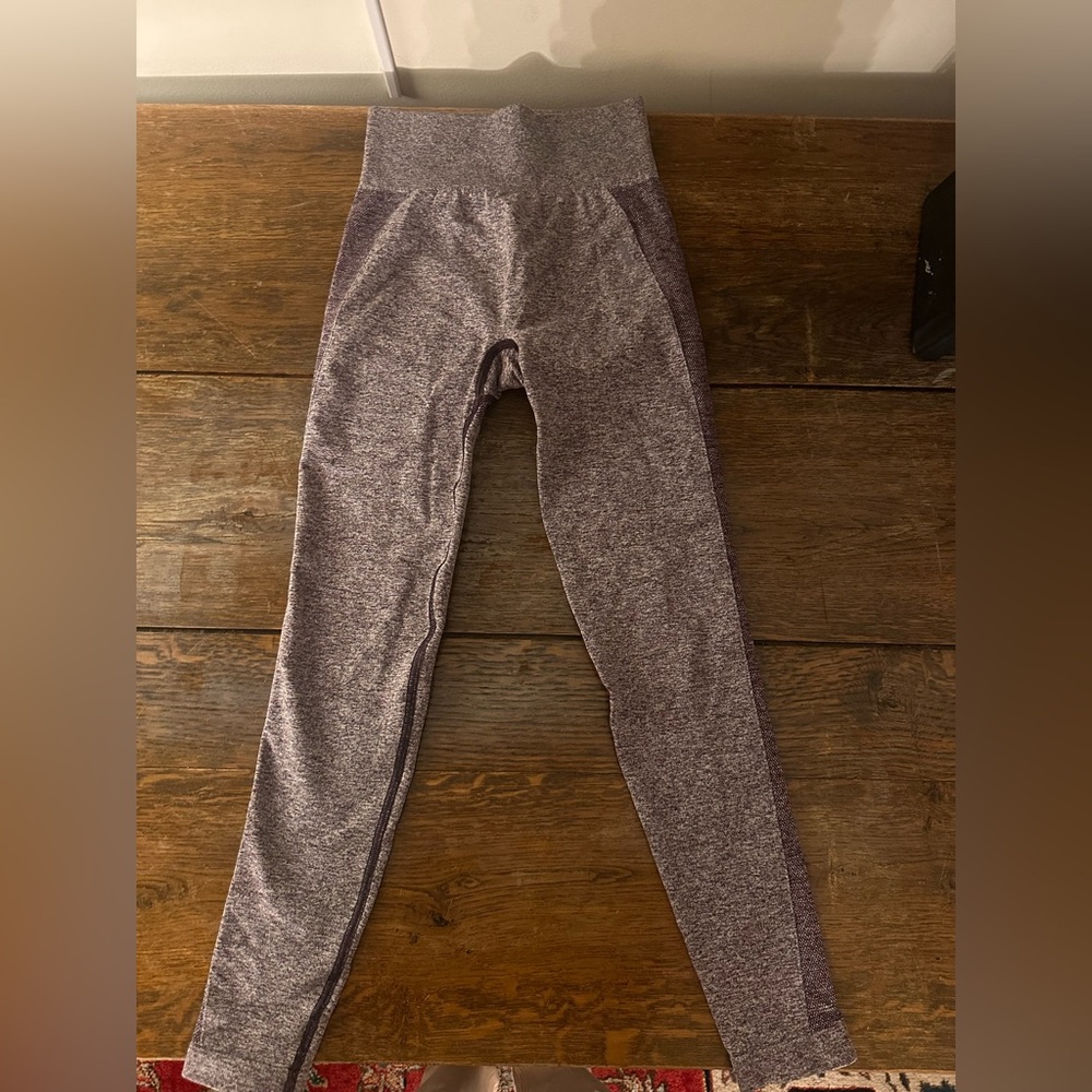 Women’s GymShark Heathered Purple Leggings